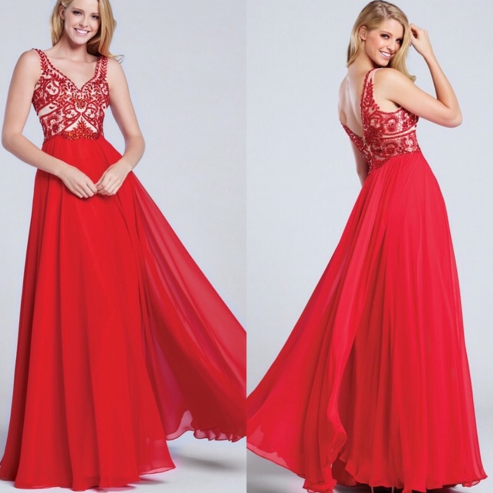 Ellie Wilde Mon Cheri beaded bodice V-Neck special occasion long Gown